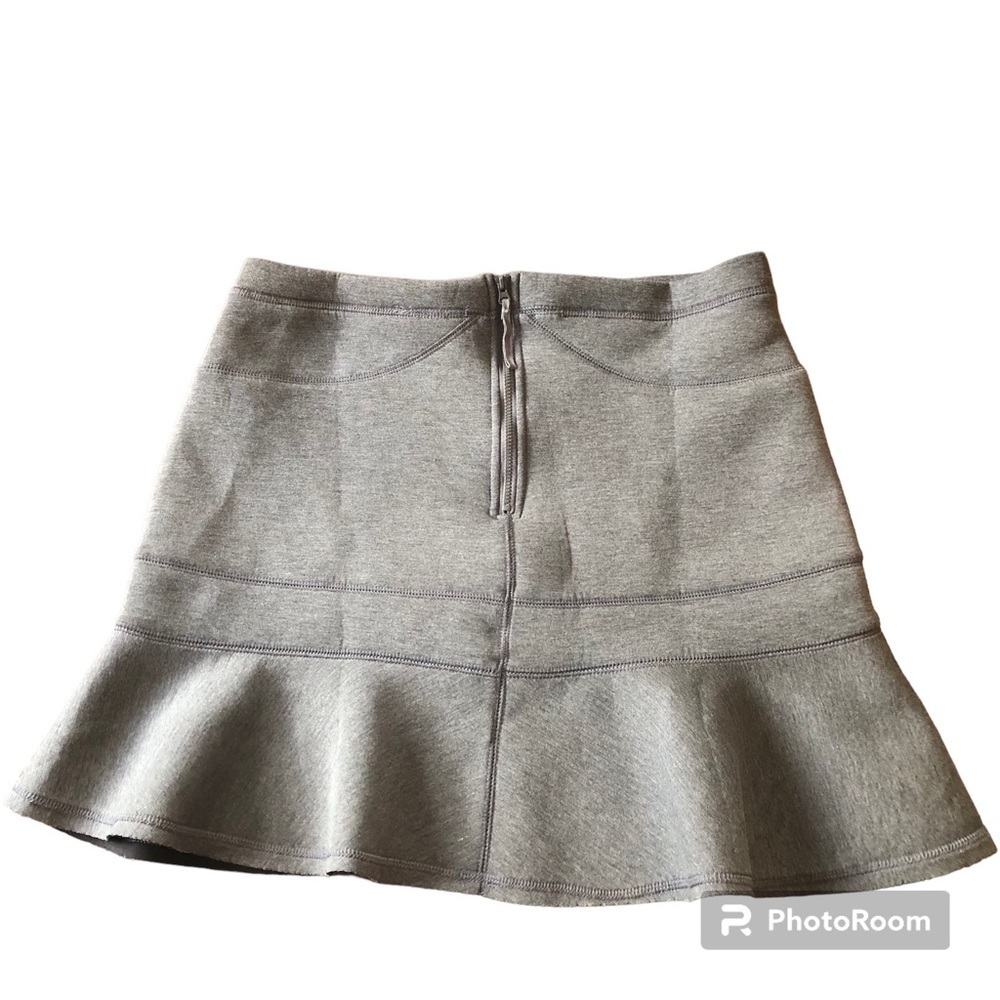 Harv’e Bernard Grey athletic, casual, stretchy, flirty mini skirt Size Large - Picture 7 of 7